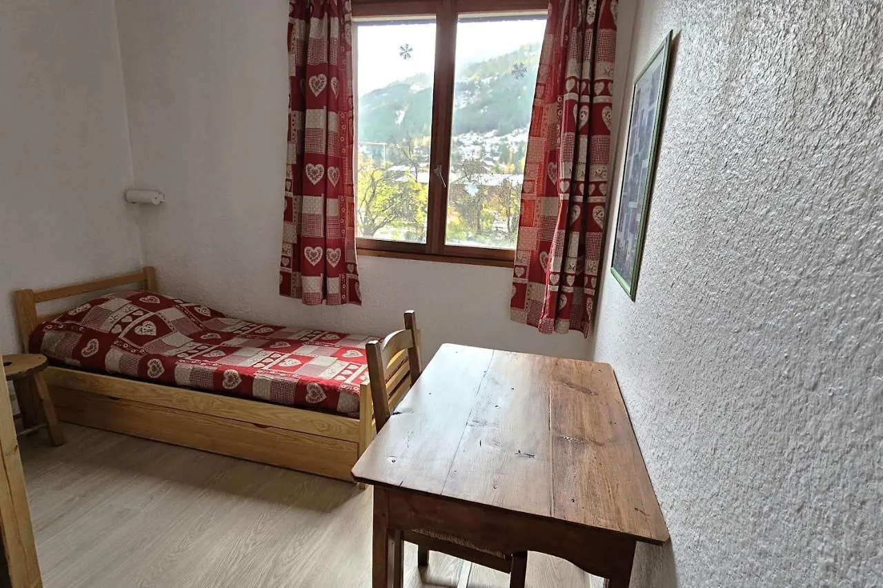 Apartment With Balcony Just Next To Ski Slope La Salle-les-Alpes